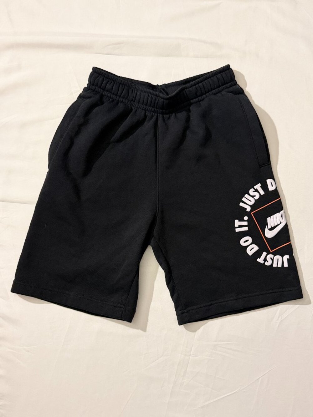 Nike Just Do It Fleece Shorts Mens Large Black Cotton Blend Graphic